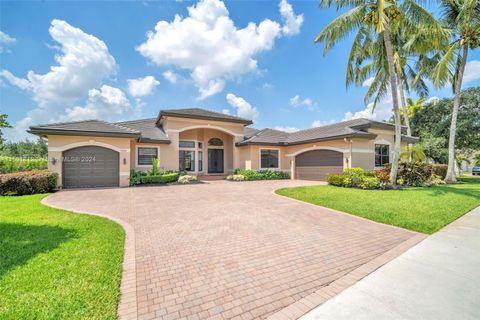 Single Family Residence in Davie FL 15260 34th St St 75.jpg