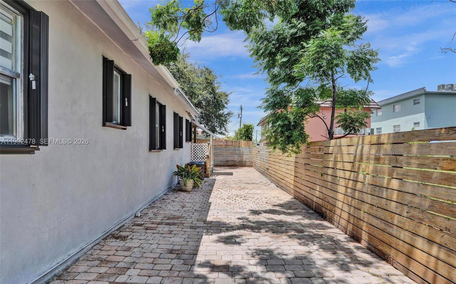 IDLEWILD PARK - Residential Income