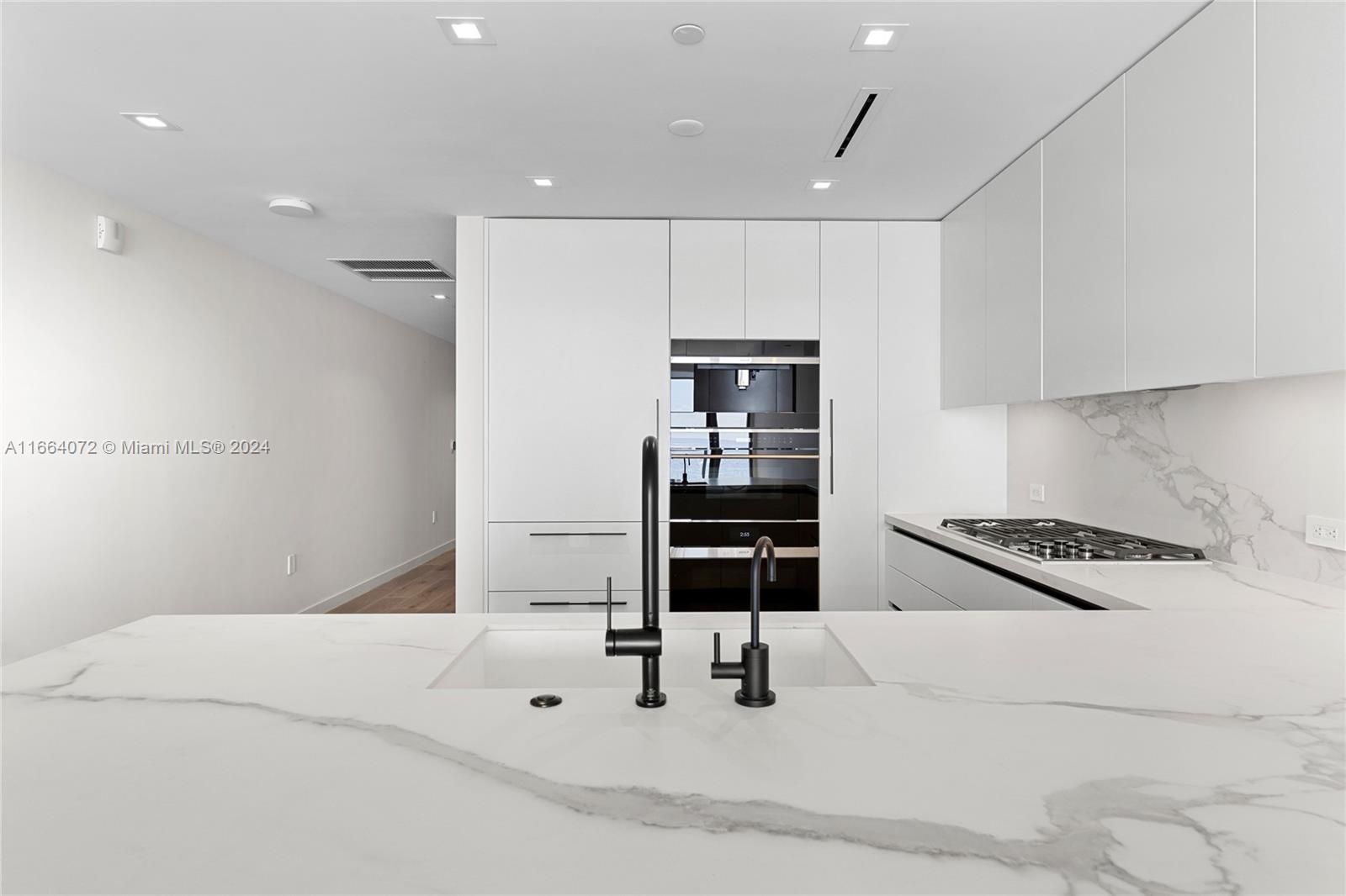 Solemar Condo - Residential