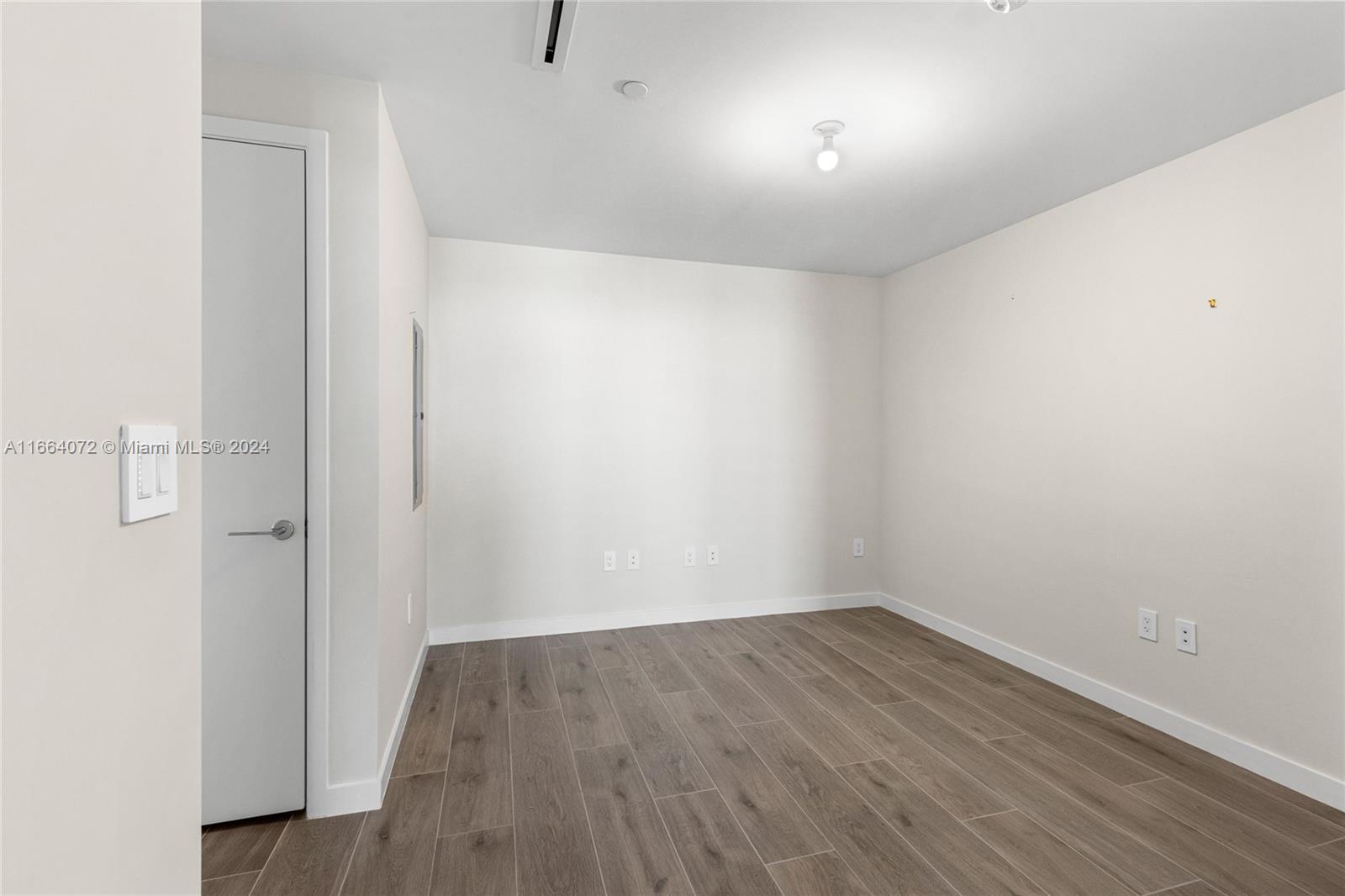 Solemar Condo - Residential