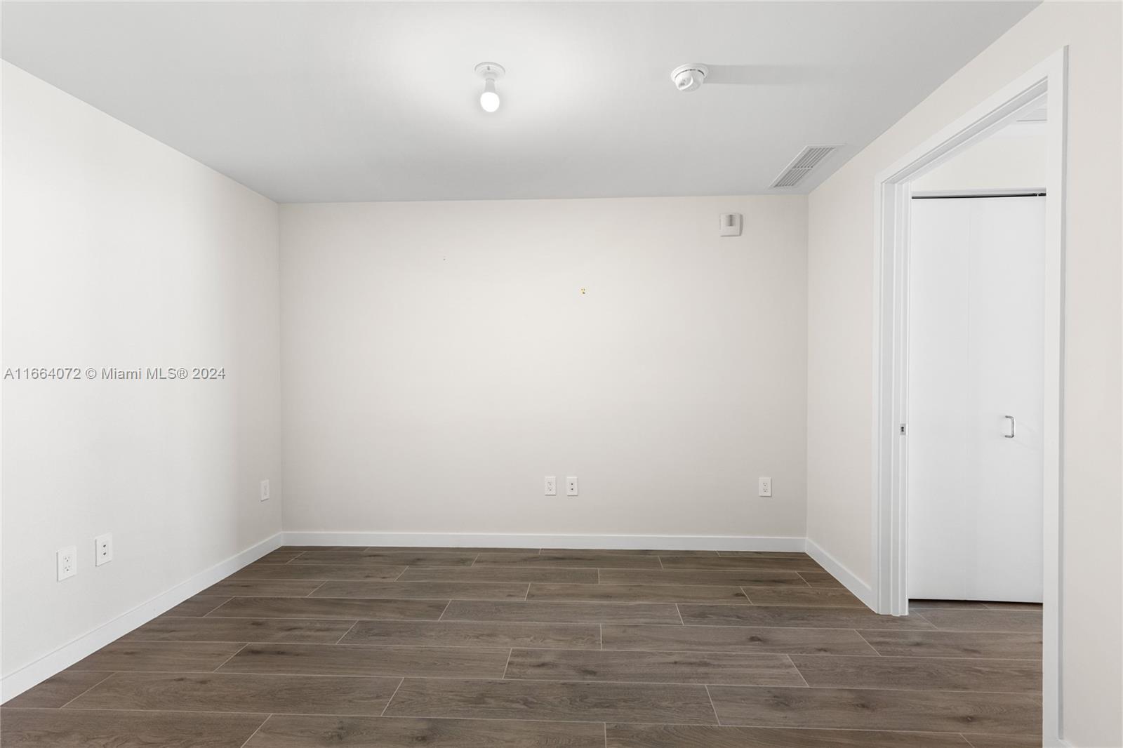 Solemar Condo - Residential