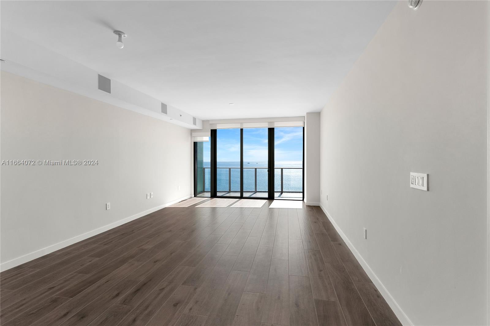 Solemar Condo - Residential