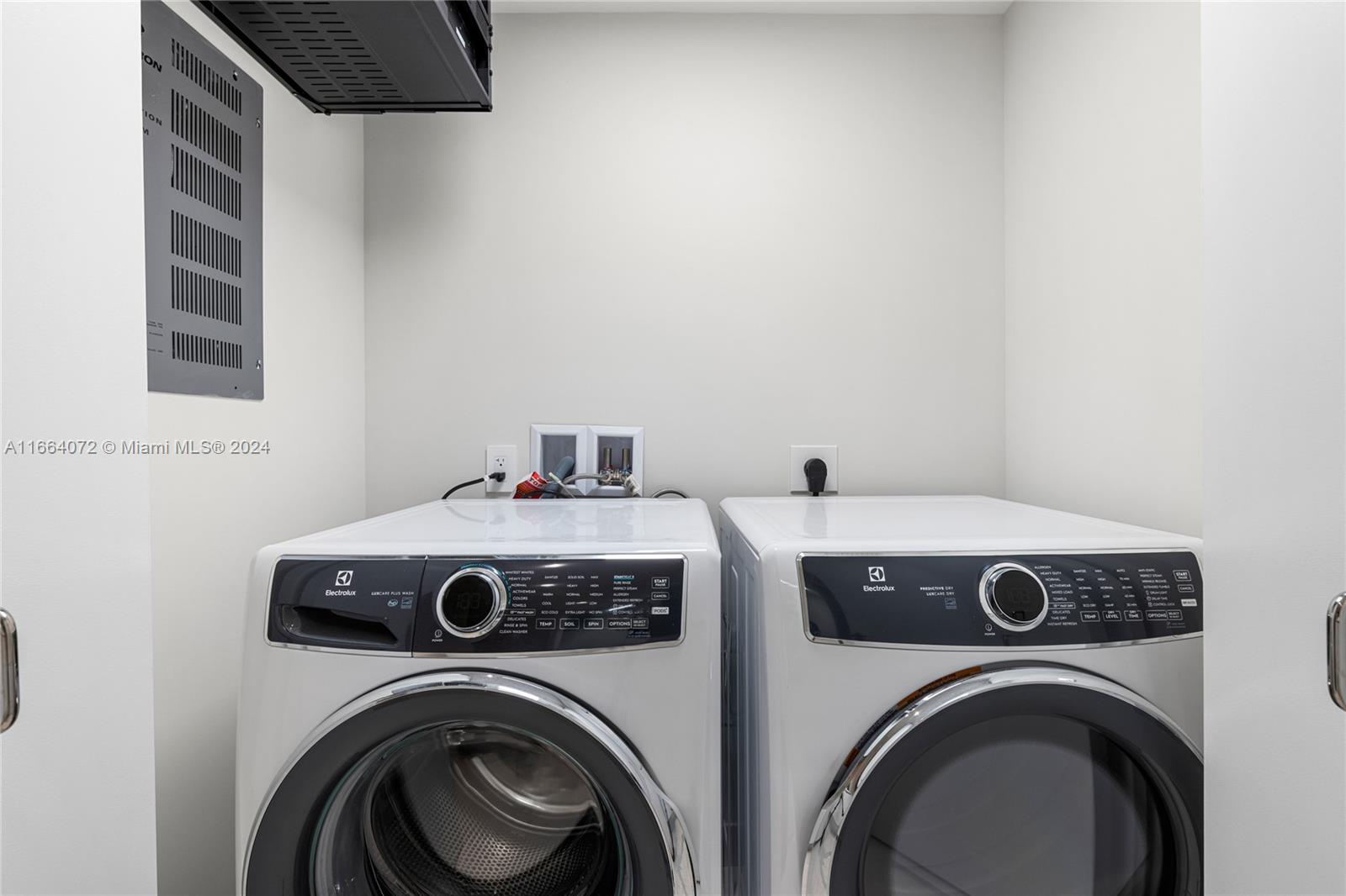 Solemar Condo - Residential