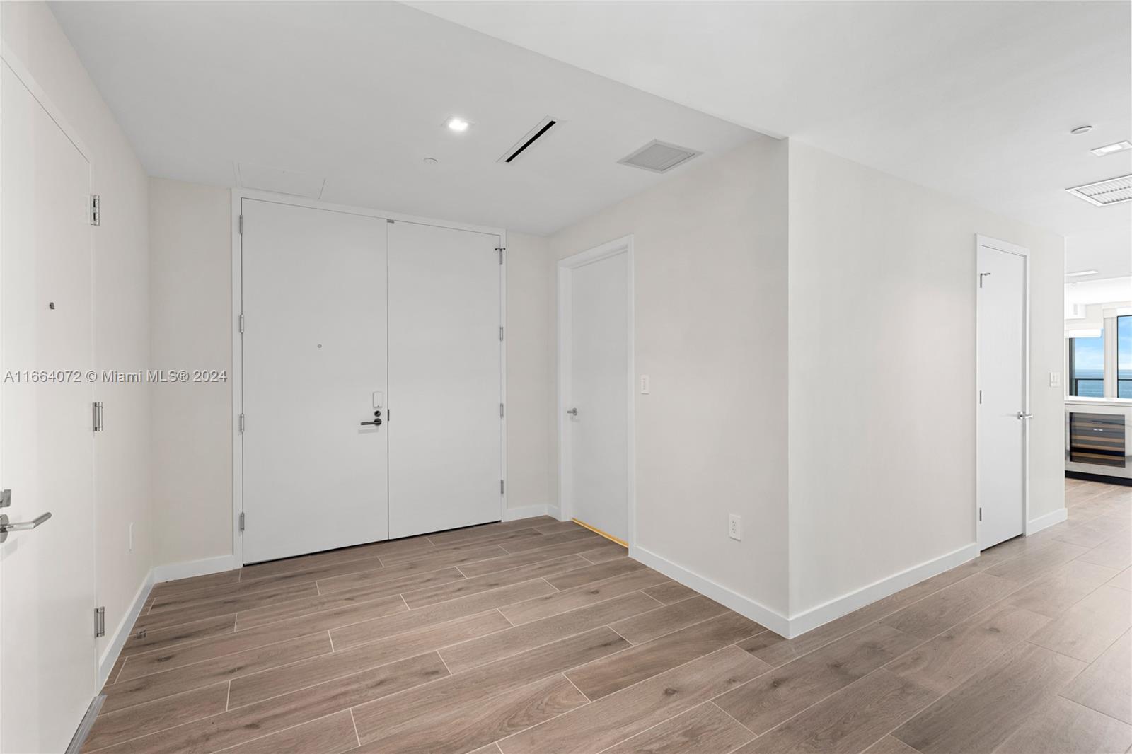 Solemar Condo - Residential