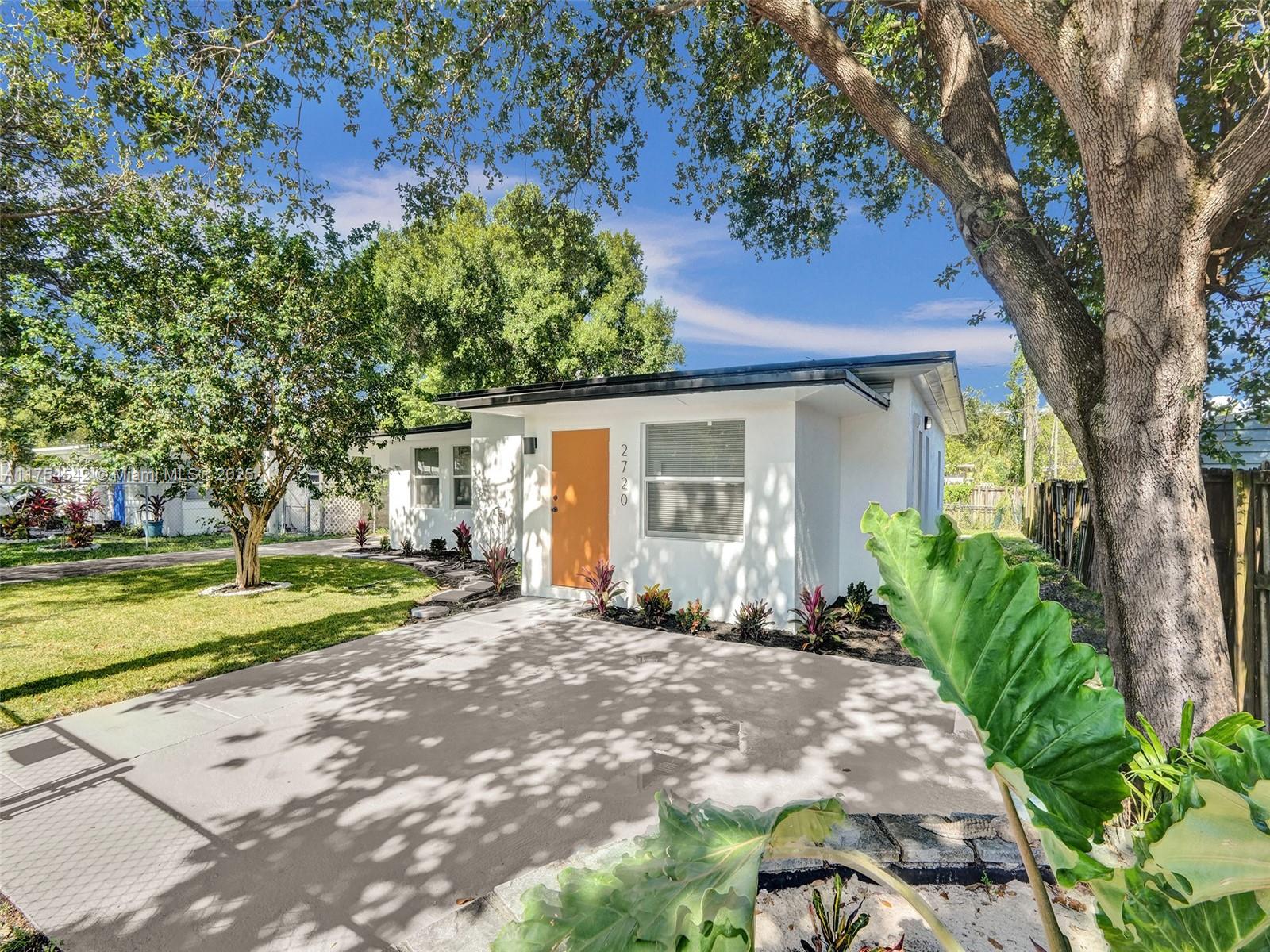 2720 SW 13th Ave