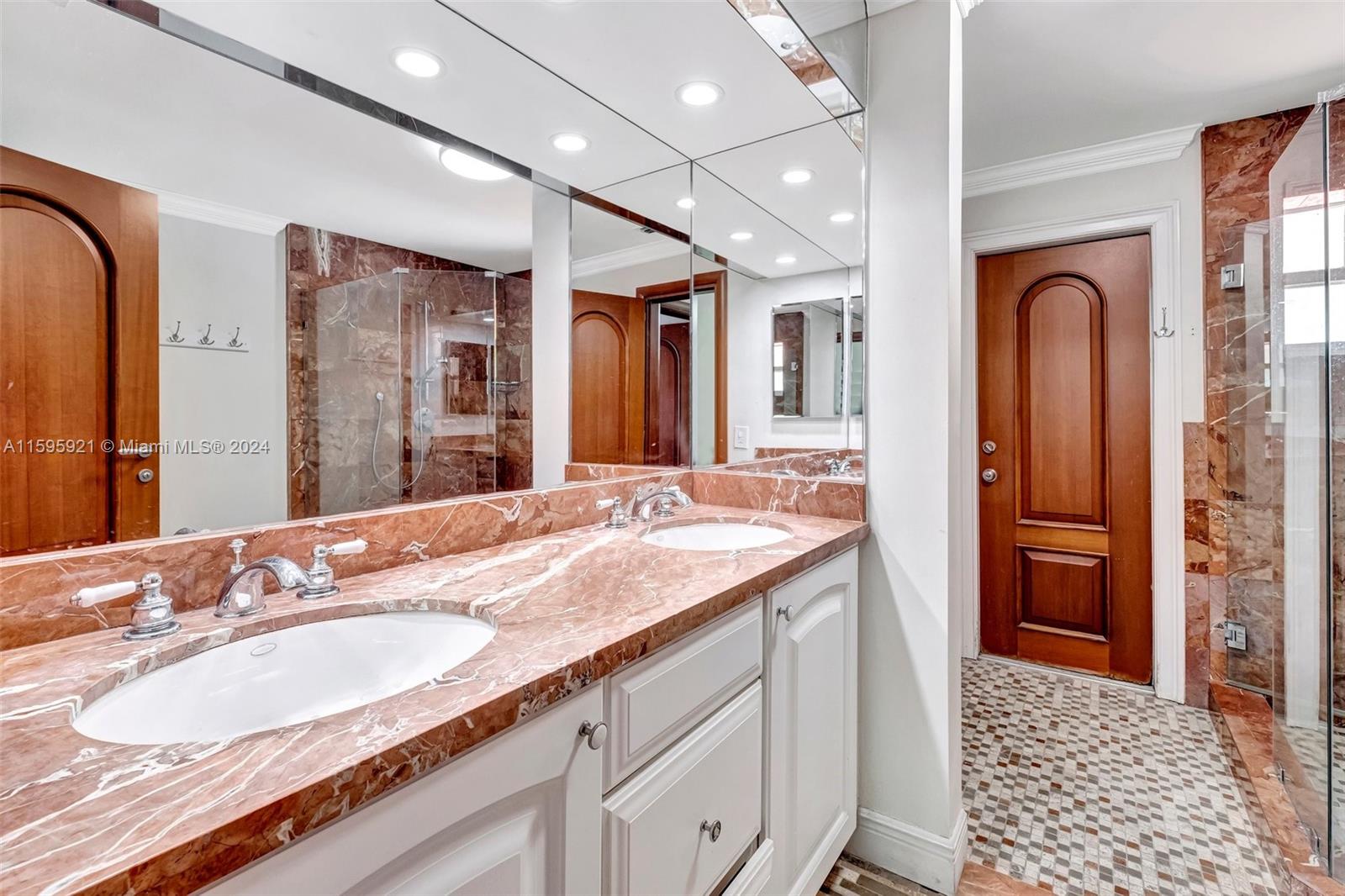 OAK FOREST 1ST ADDN - Residential