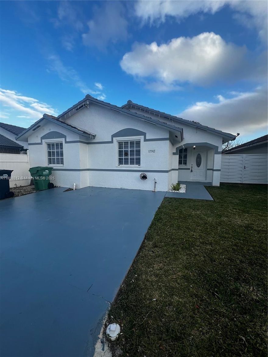 Welcome for this beautifully upgrade 3B/2B home. New AC unit and Kitchen appliances, the roof was replaced  in 2020, all bathrooms were remodeled 3 years ago. Featuring an open concept floor plan, kitchen with quartz countertops, private backyard with a good space for a pool, conveniently located near to Publix and great restaurants, in the property was installed a water well with a pump to additional water supply. No Association. In full price offers Seller will contribute 10k dollars to closing cost. easy to show....