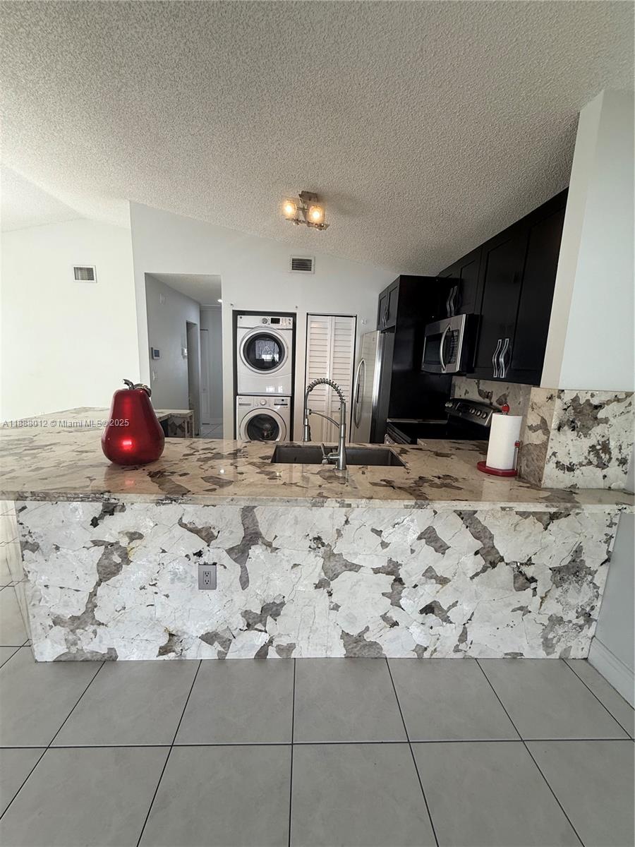 ARISTOTLE SUB PHASE IV - Residential