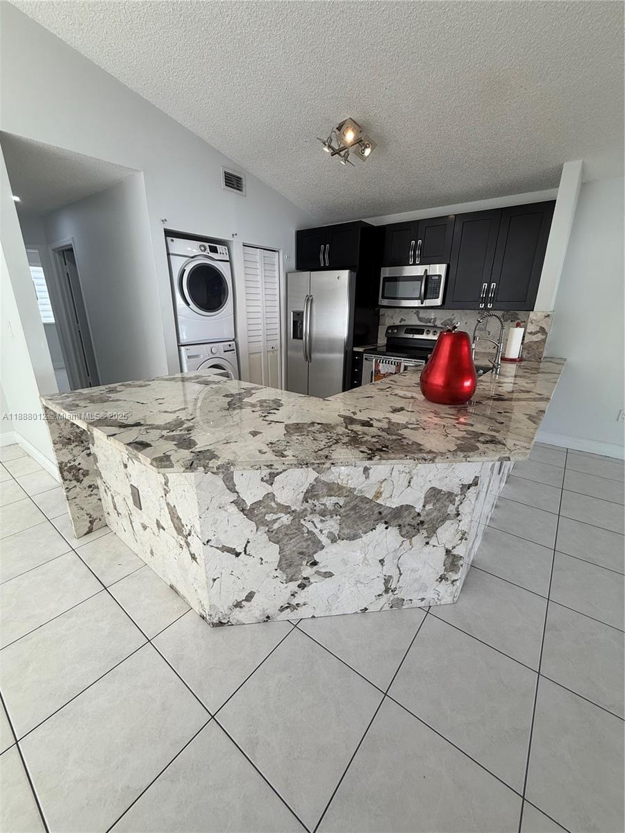 ARISTOTLE SUB PHASE IV - Residential