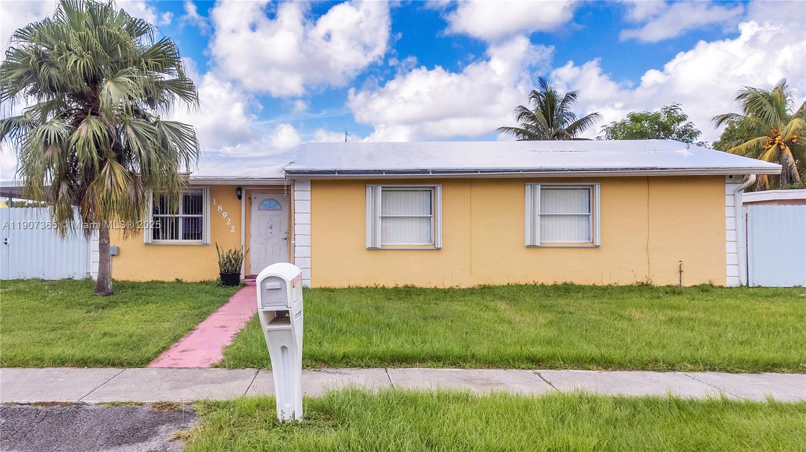 LOS ANGELES ESTATES SEC 2 - Residential