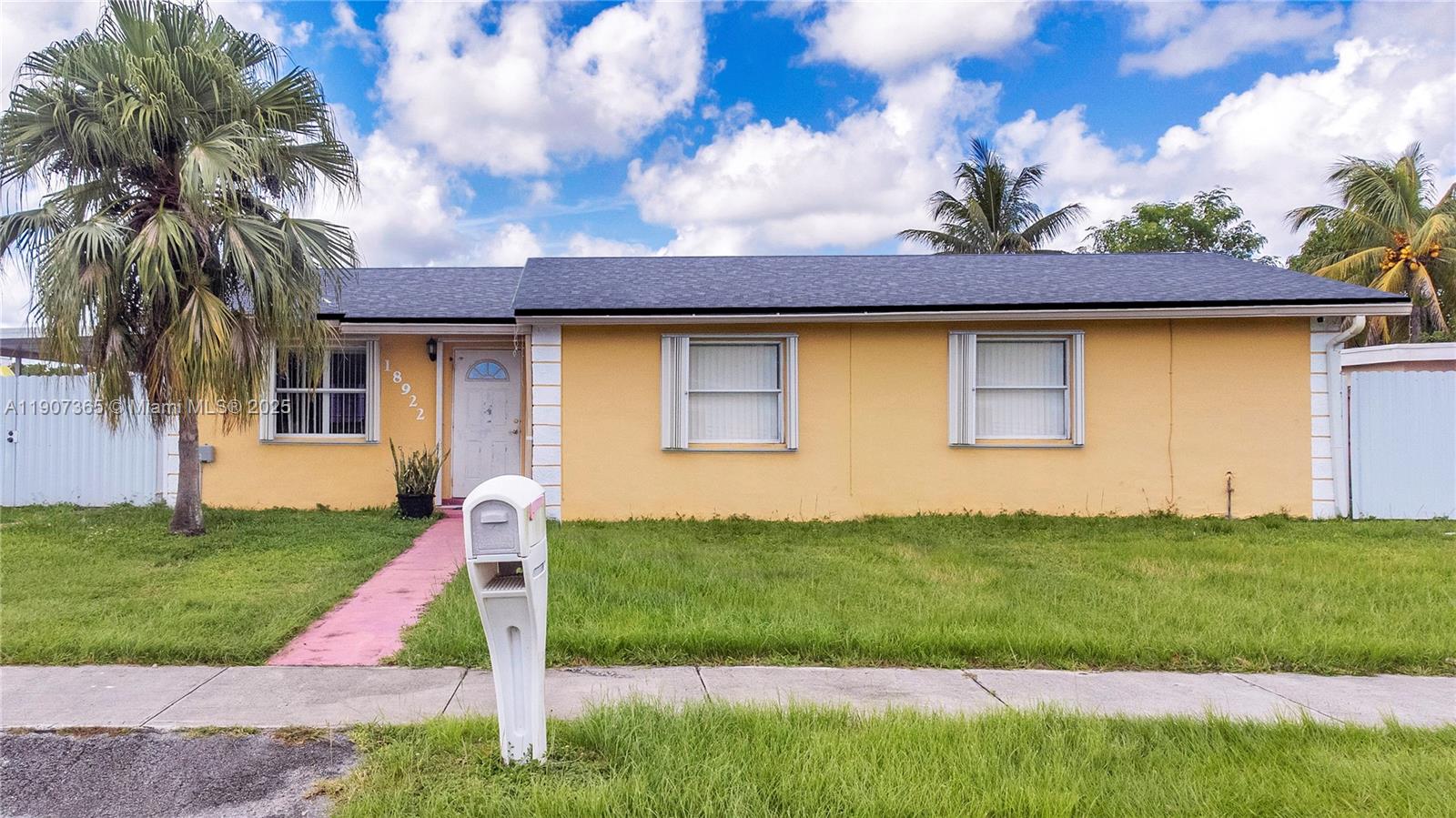 LOS ANGELES ESTATES SEC 2 - Residential