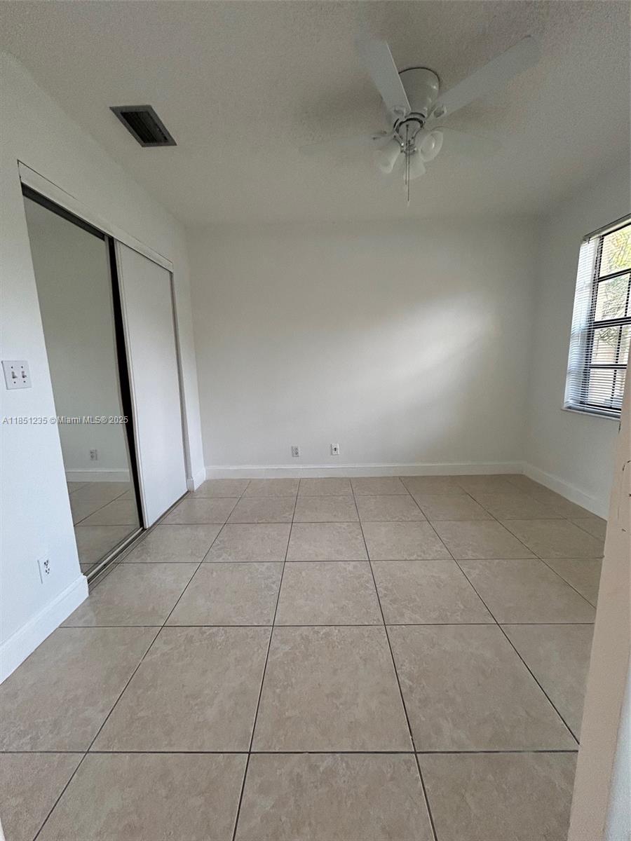 THORNHILL GLEN - Residential Lease