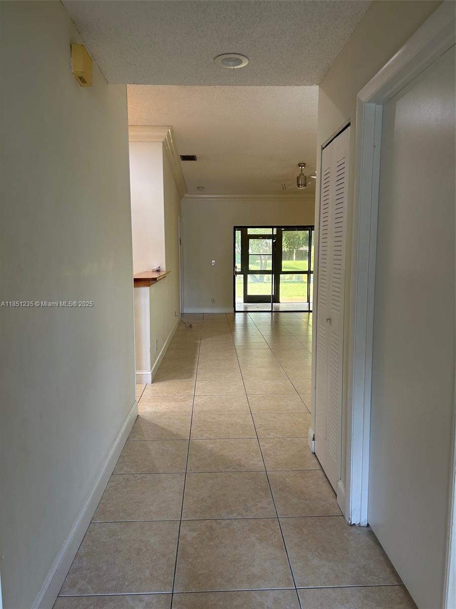 THORNHILL GLEN - Residential Lease