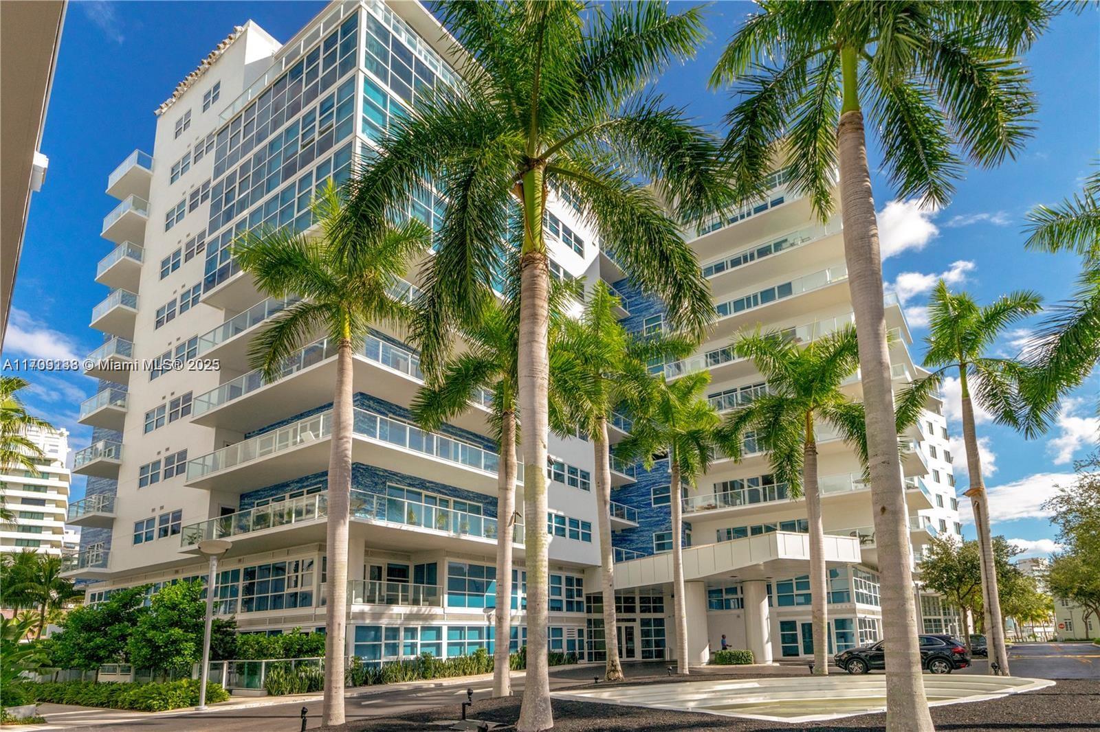 6103 Aqua Ave 301
