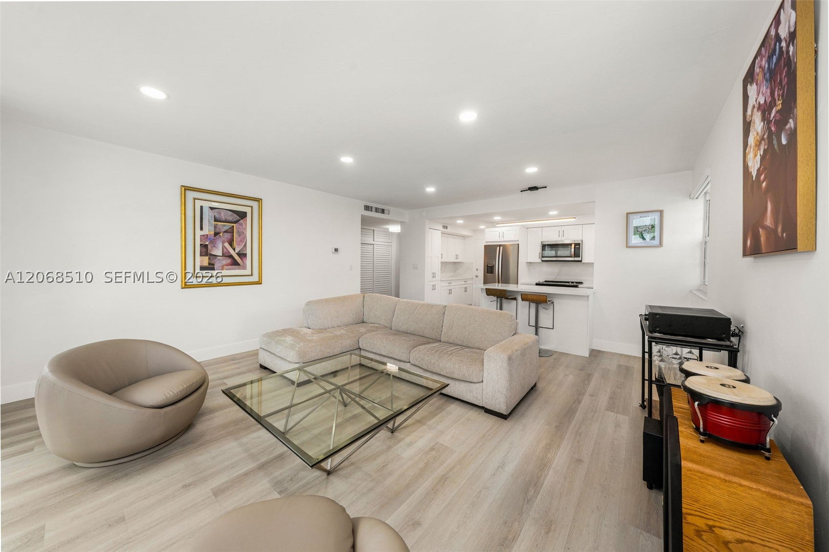 1408 Brickell Bay Dr 518