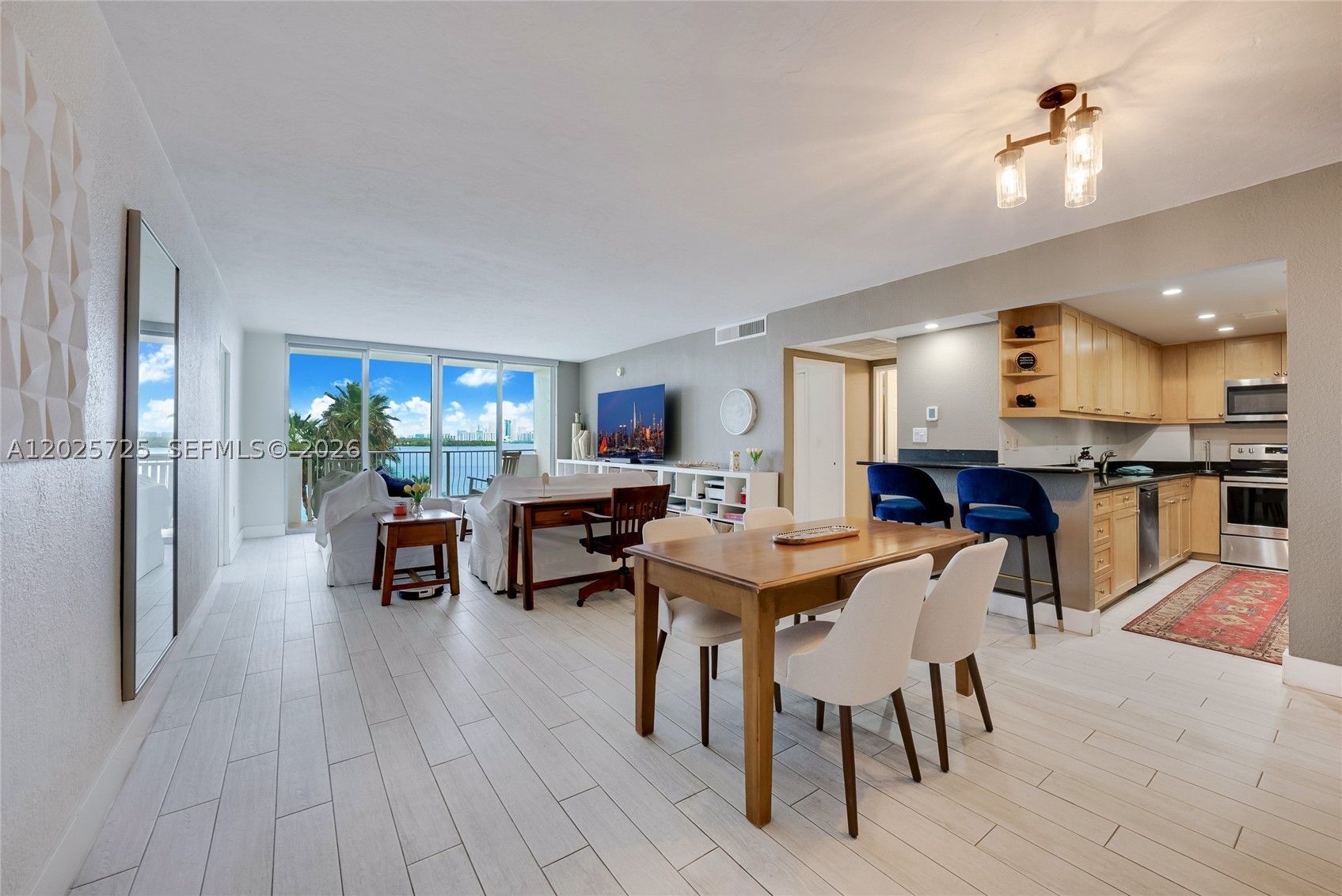 10350 W Bay Harbor Dr 4R