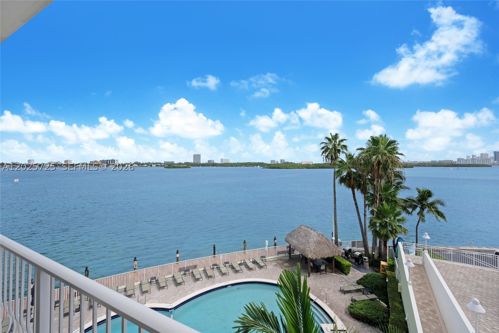 10350 W Bay Harbor Dr 4R