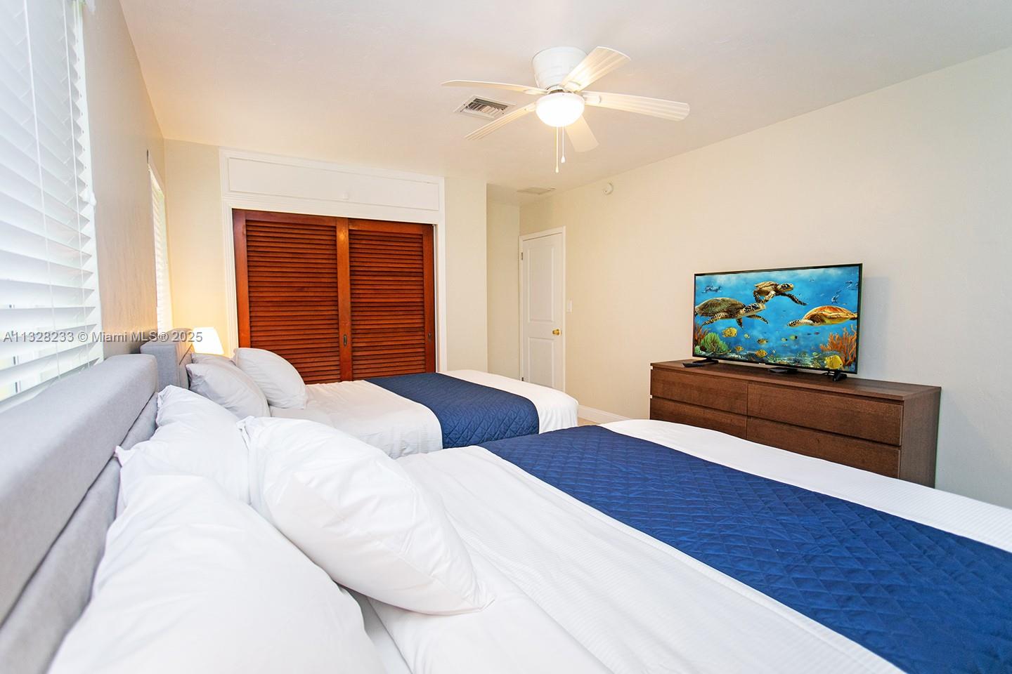 HOLLYWOOD - Residential Lease