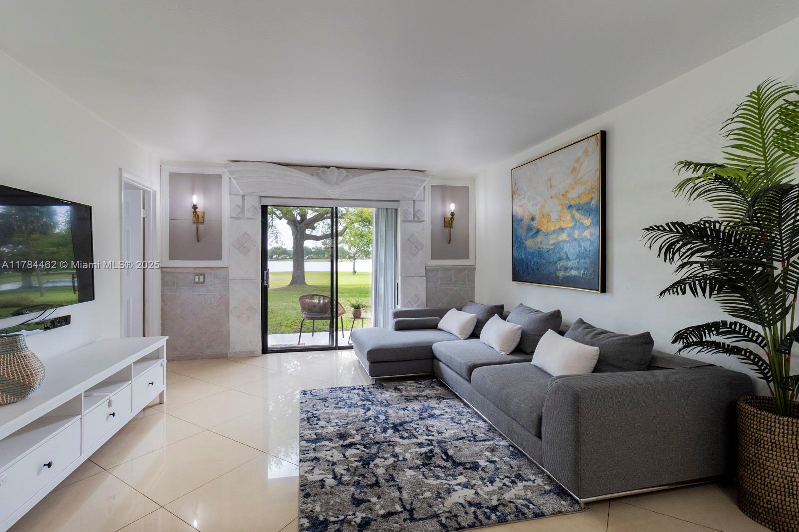 14873 SW 104th St 6-105