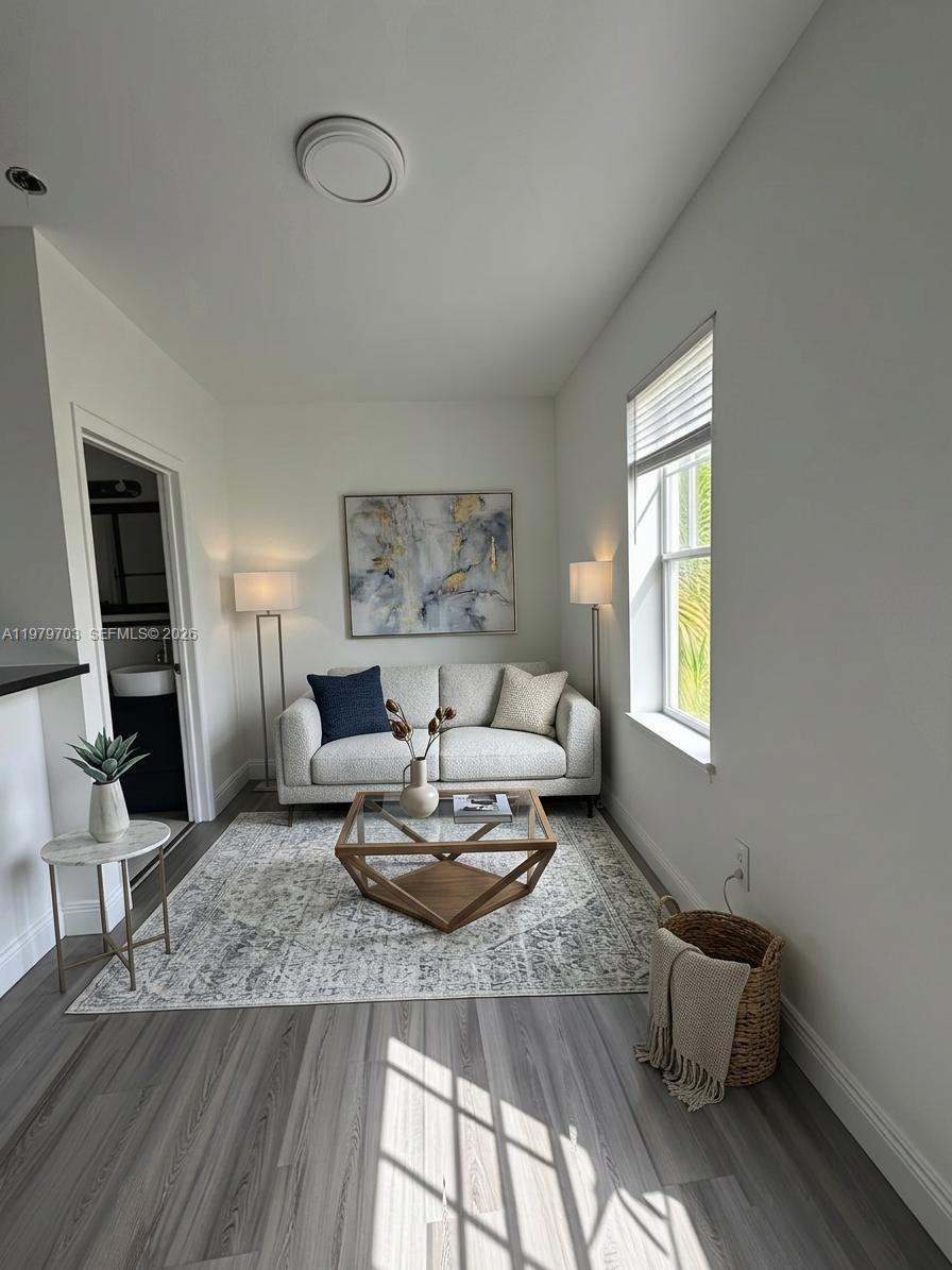 DORANN CONDO - Residential Lease