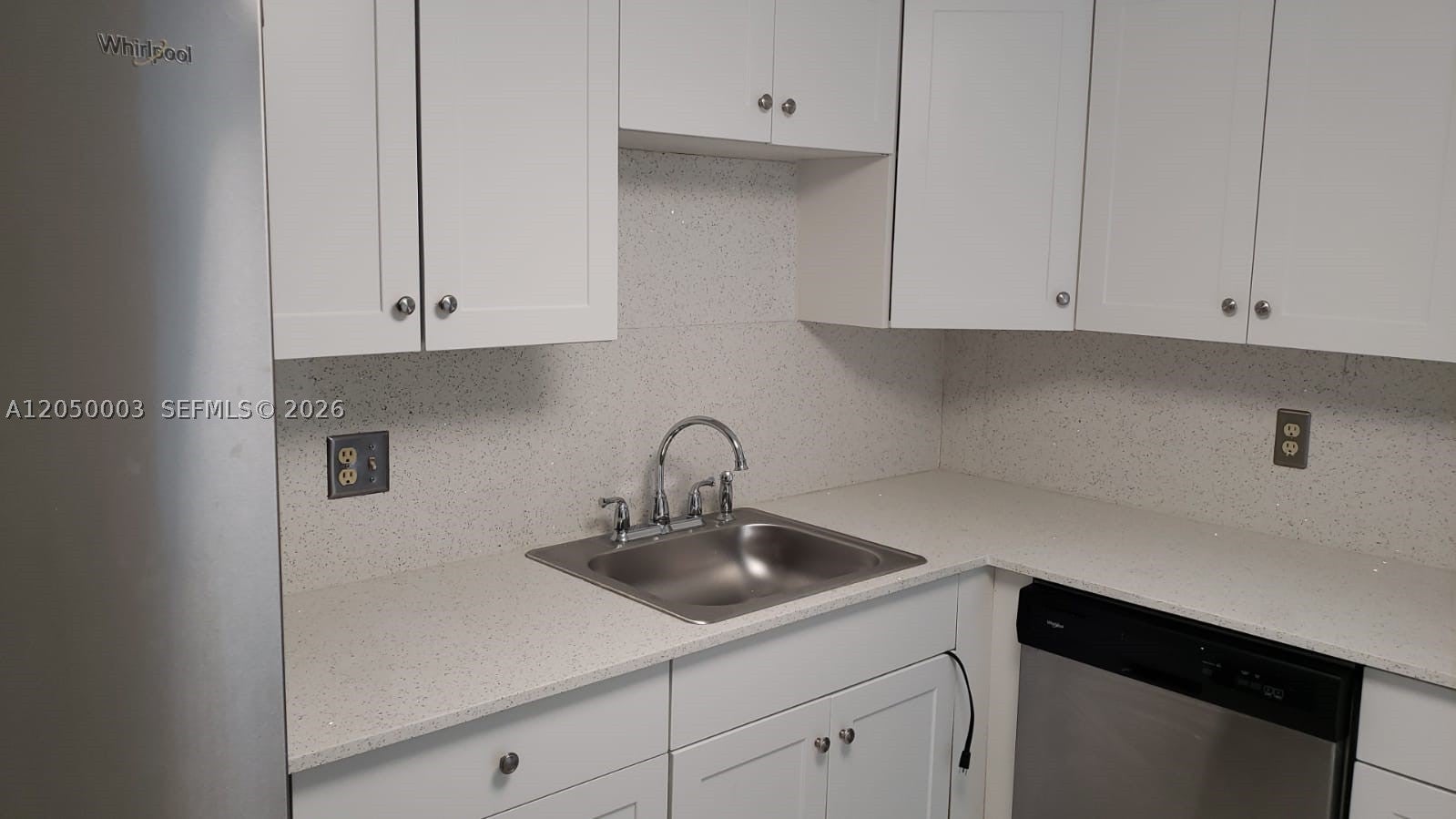 500 Executive Center Dr 4E