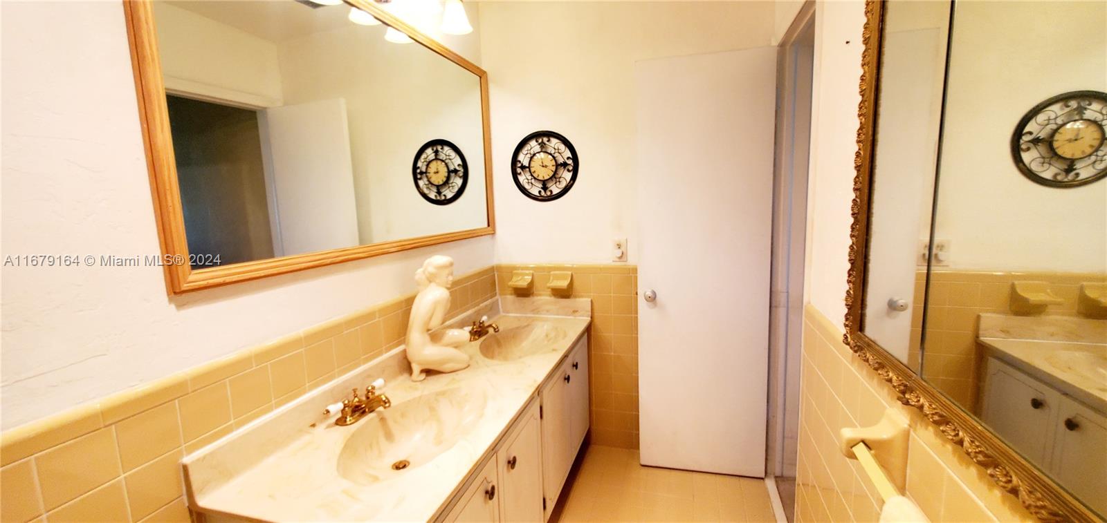 WESTWOOD COMMUNITY 4 - Residential