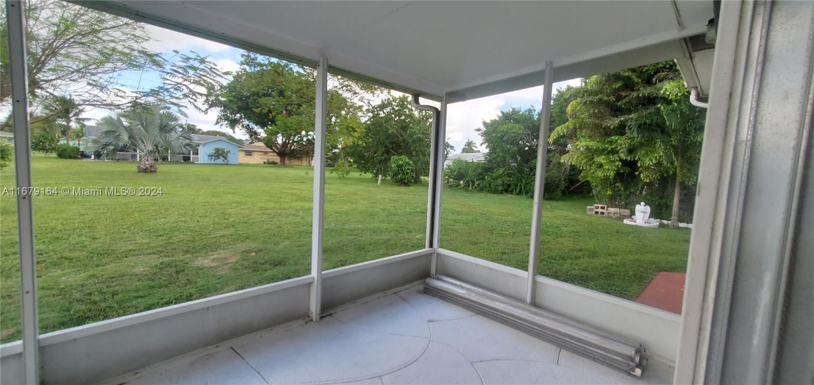WESTWOOD COMMUNITY 4 - Residential