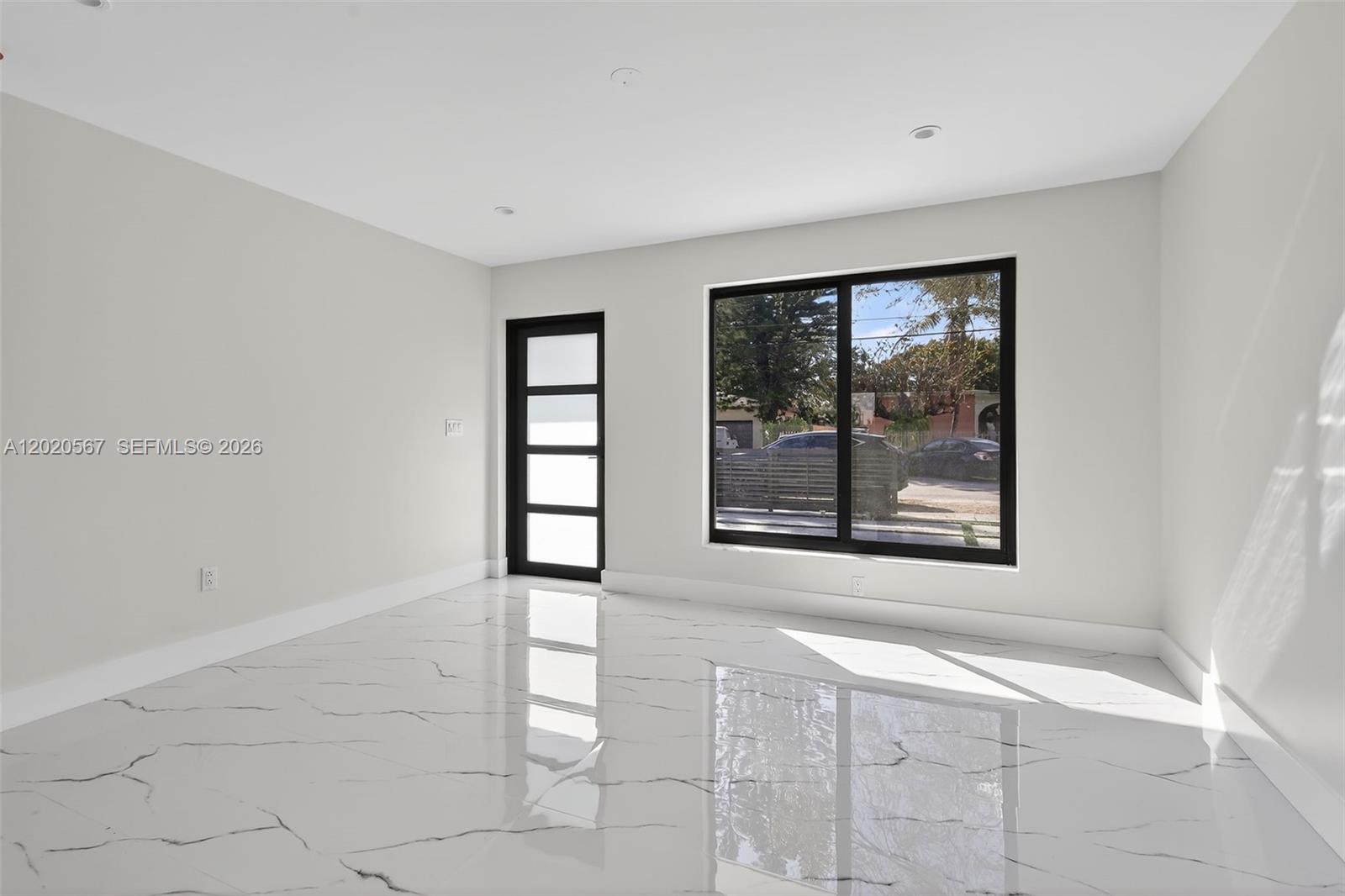 53 NW 68th St 0