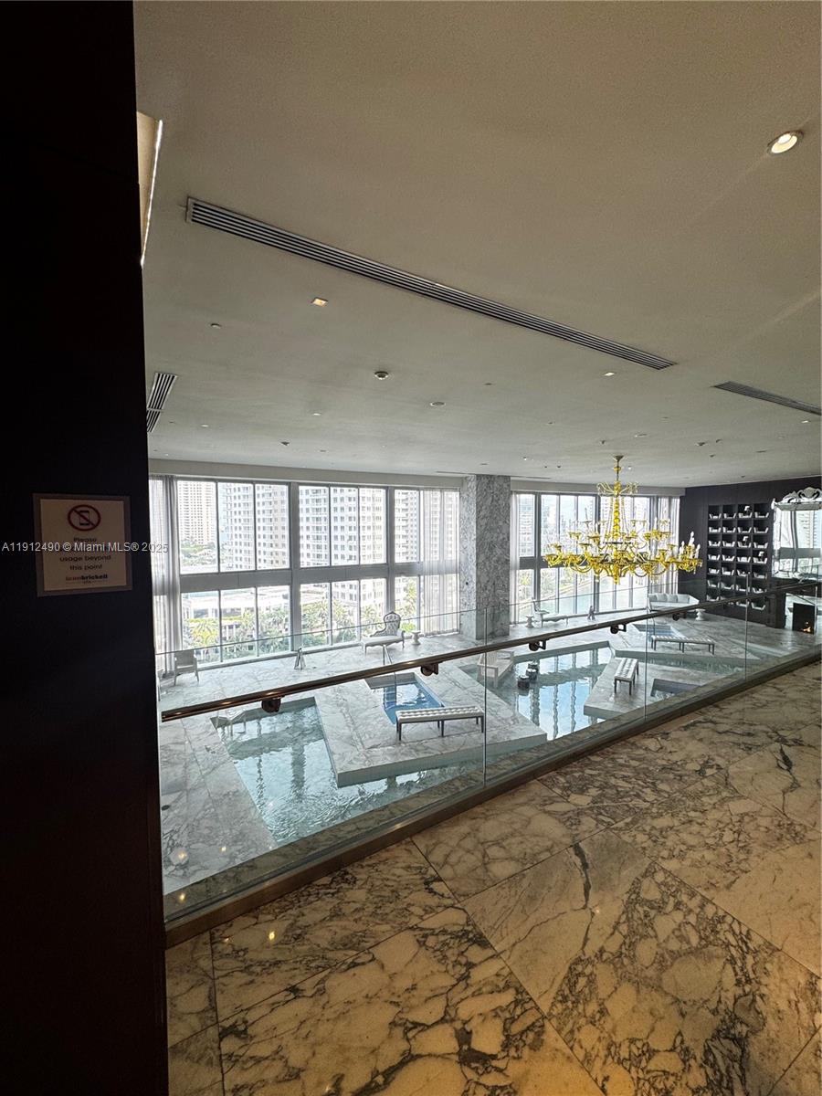 ICONBRICKELL CONDO NO 1 - Residential