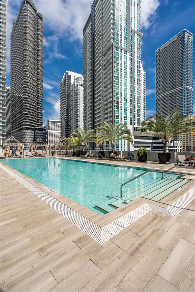VUE AT BRICKELL CONDO - Residential