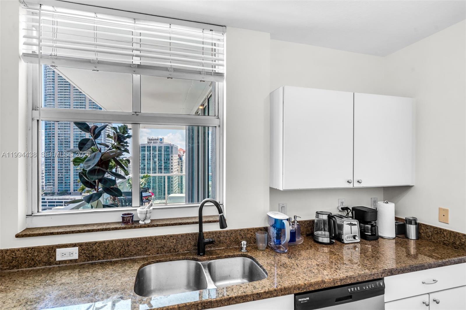 VUE AT BRICKELL CONDO - Residential