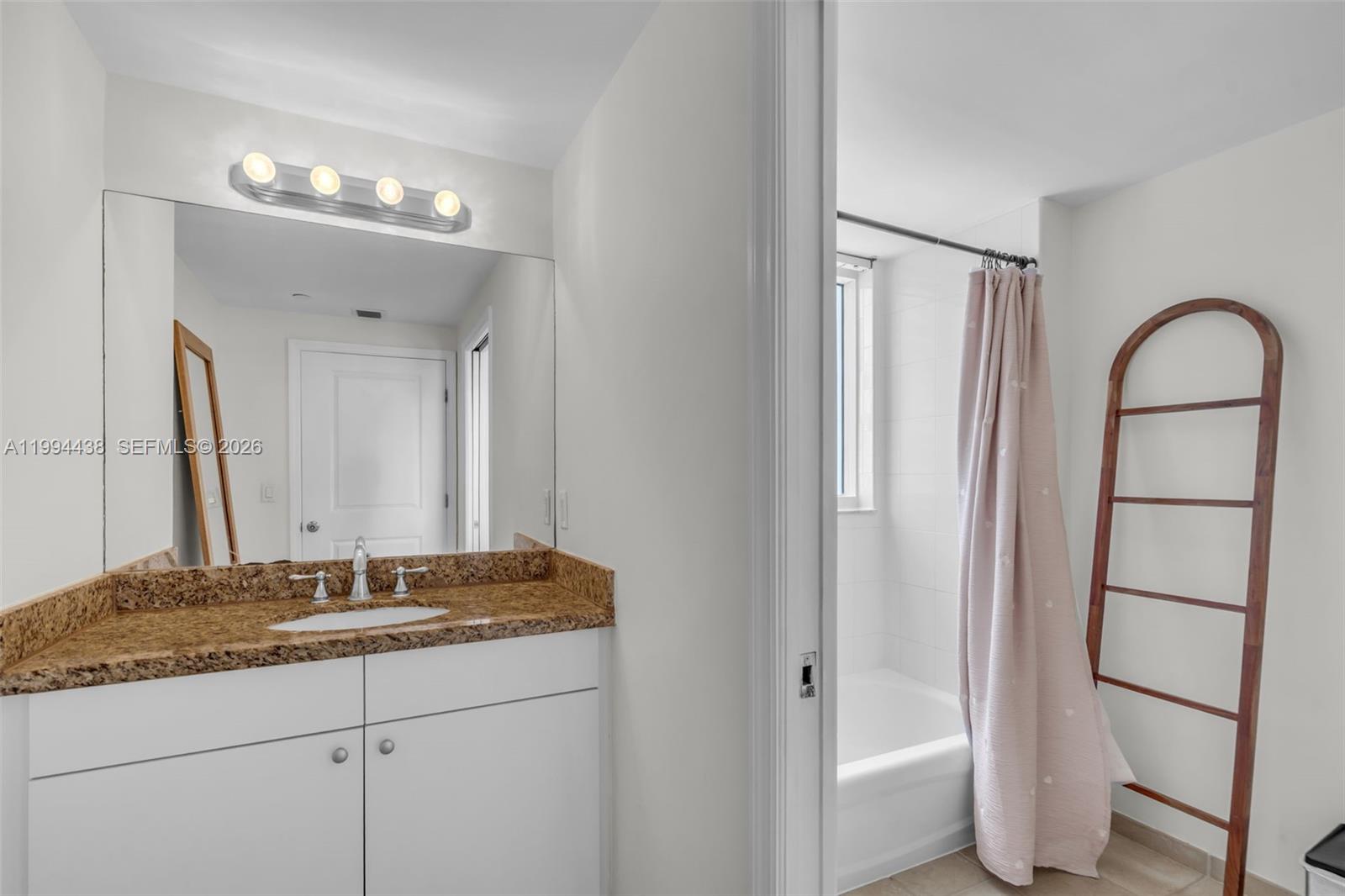 VUE AT BRICKELL CONDO - Residential