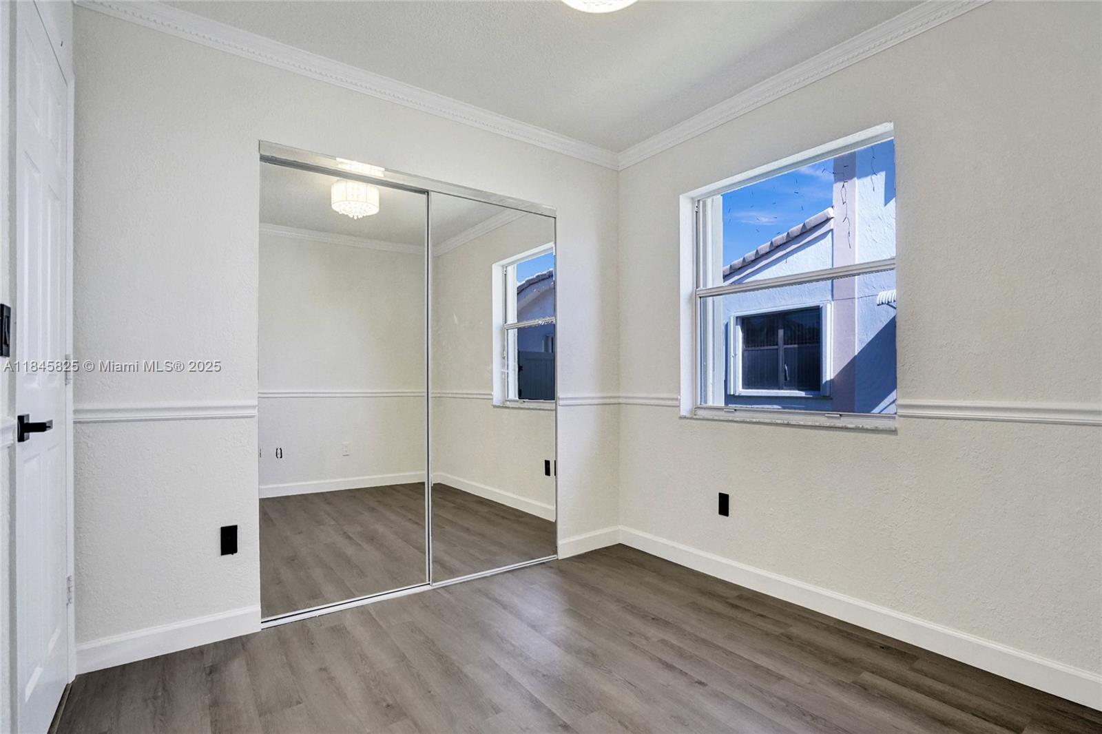HAWKES BLUFF - Residential Lease