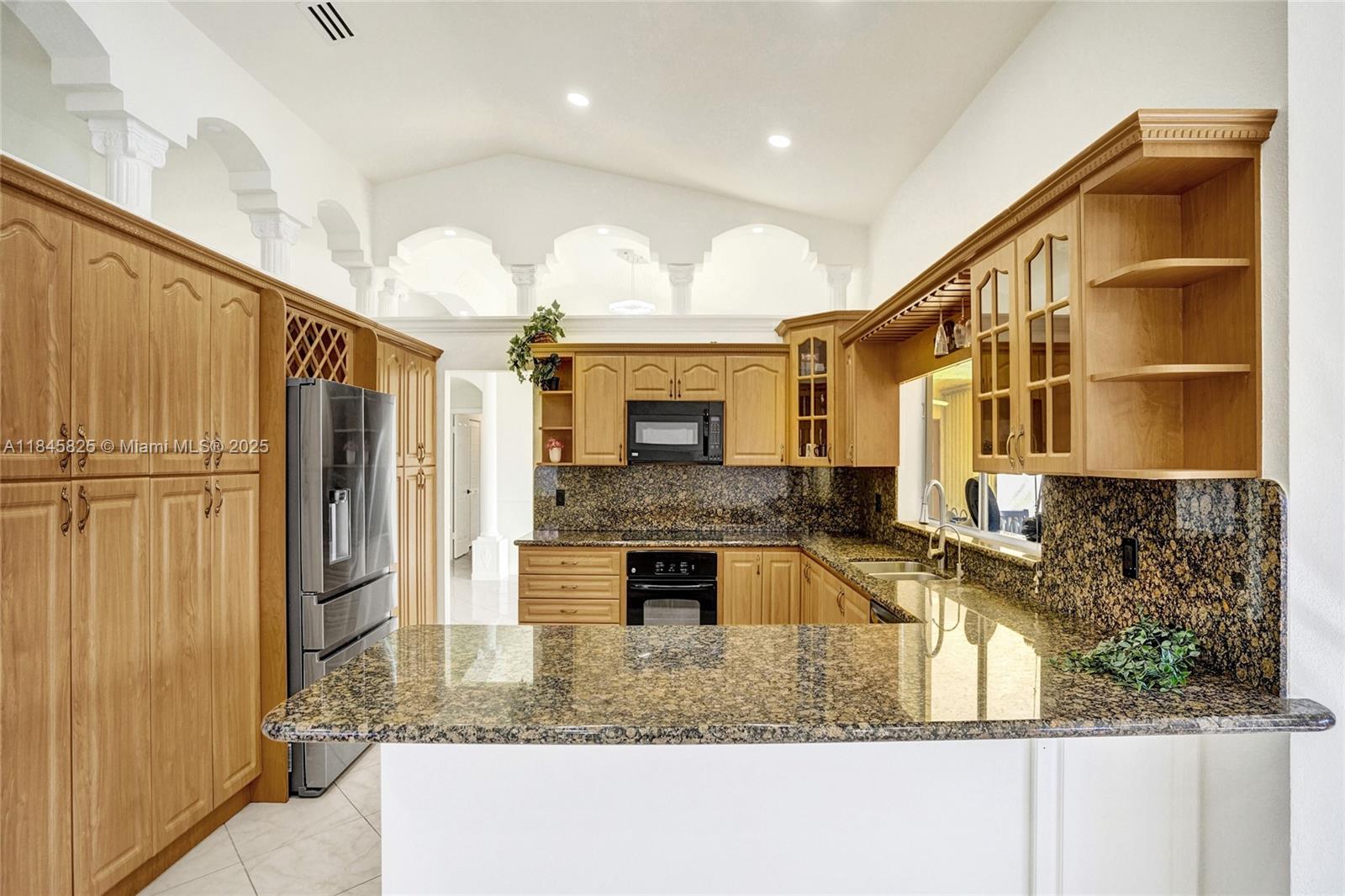 HAWKES BLUFF - Residential Lease
