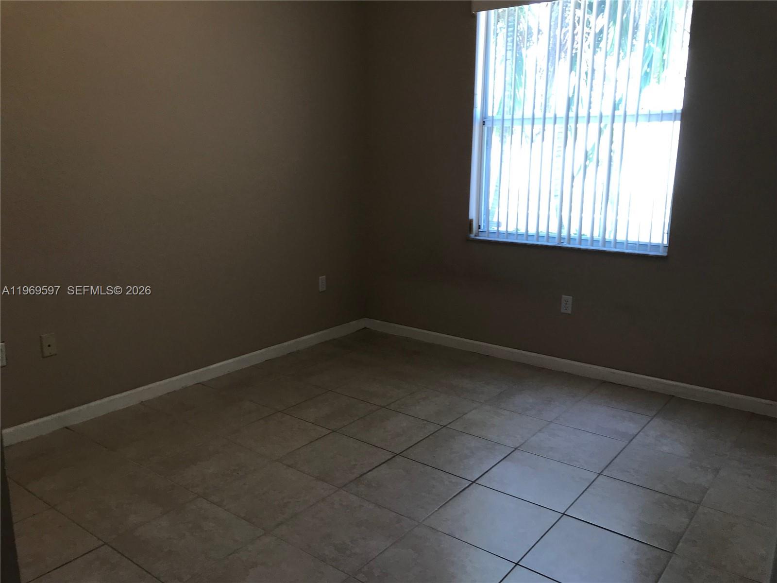 PORTOFINO POINTE - Residential