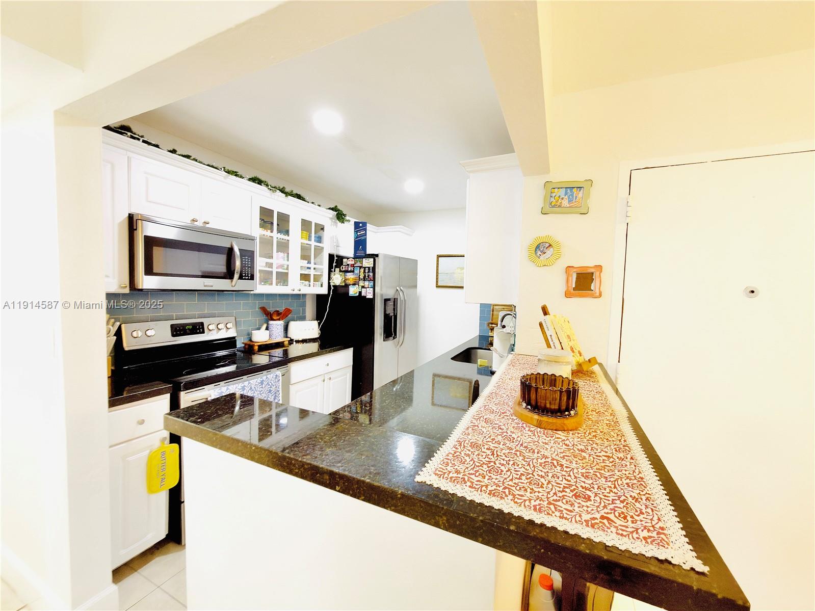 KENDALL ACRES CONDO BLDG - Residential