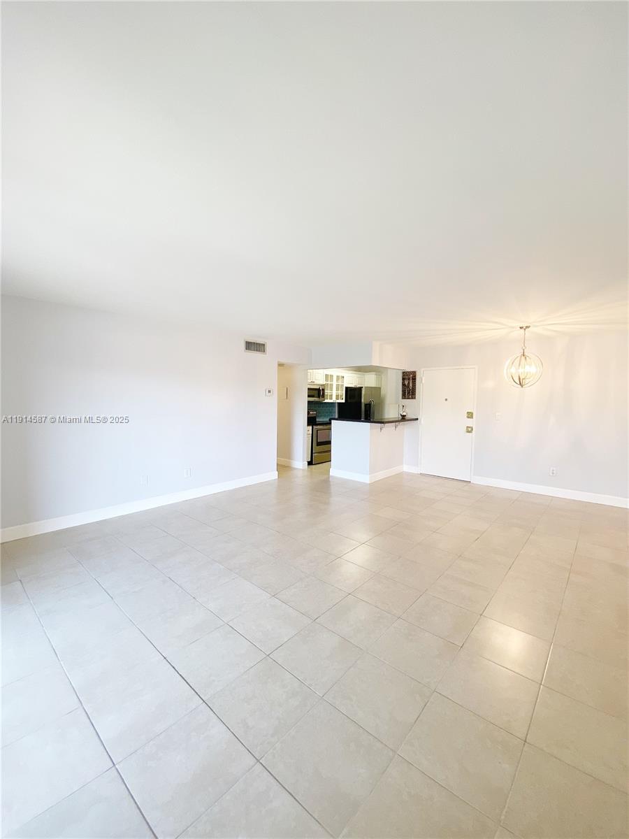 KENDALL ACRES CONDO BLDG - Residential