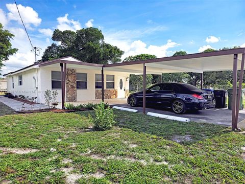 Single Family Residence in Fort Lauderdale FL 2272 20th St St.jpg