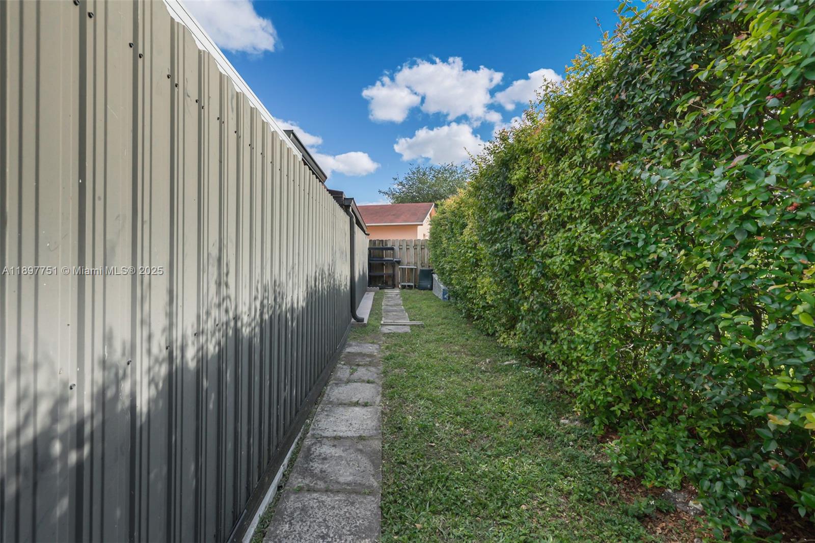 BENT TREE SEC 3 - Residential