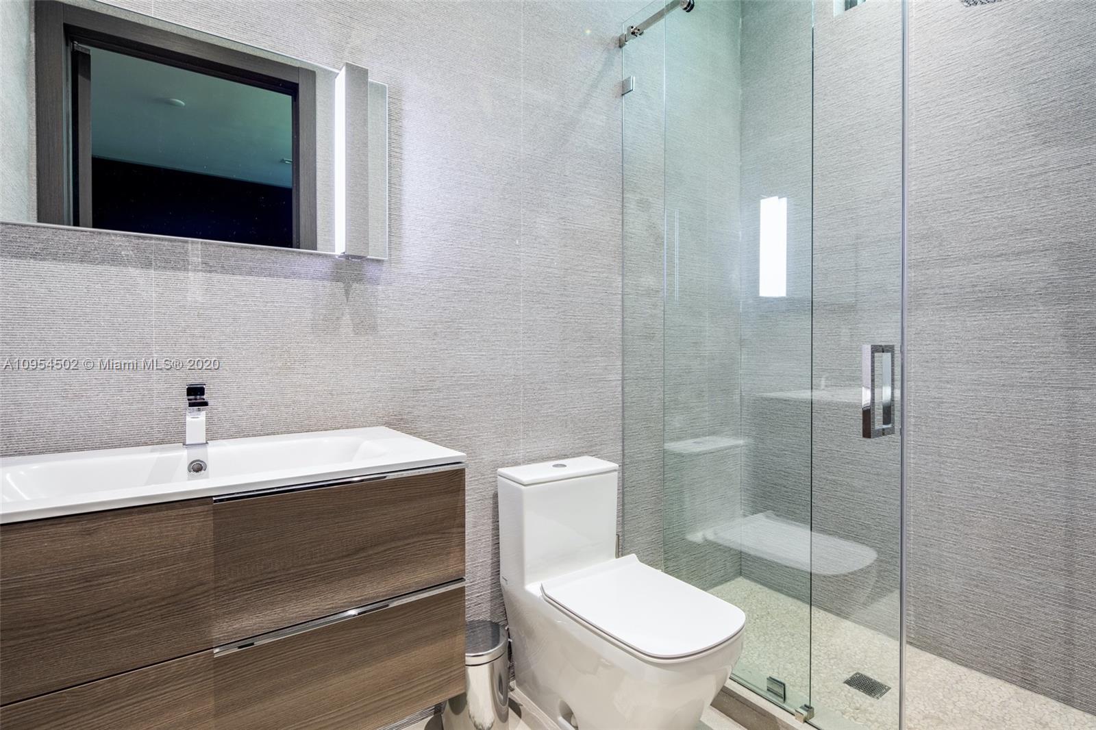 EASTERN SHORES 1ST ADDN - Residential