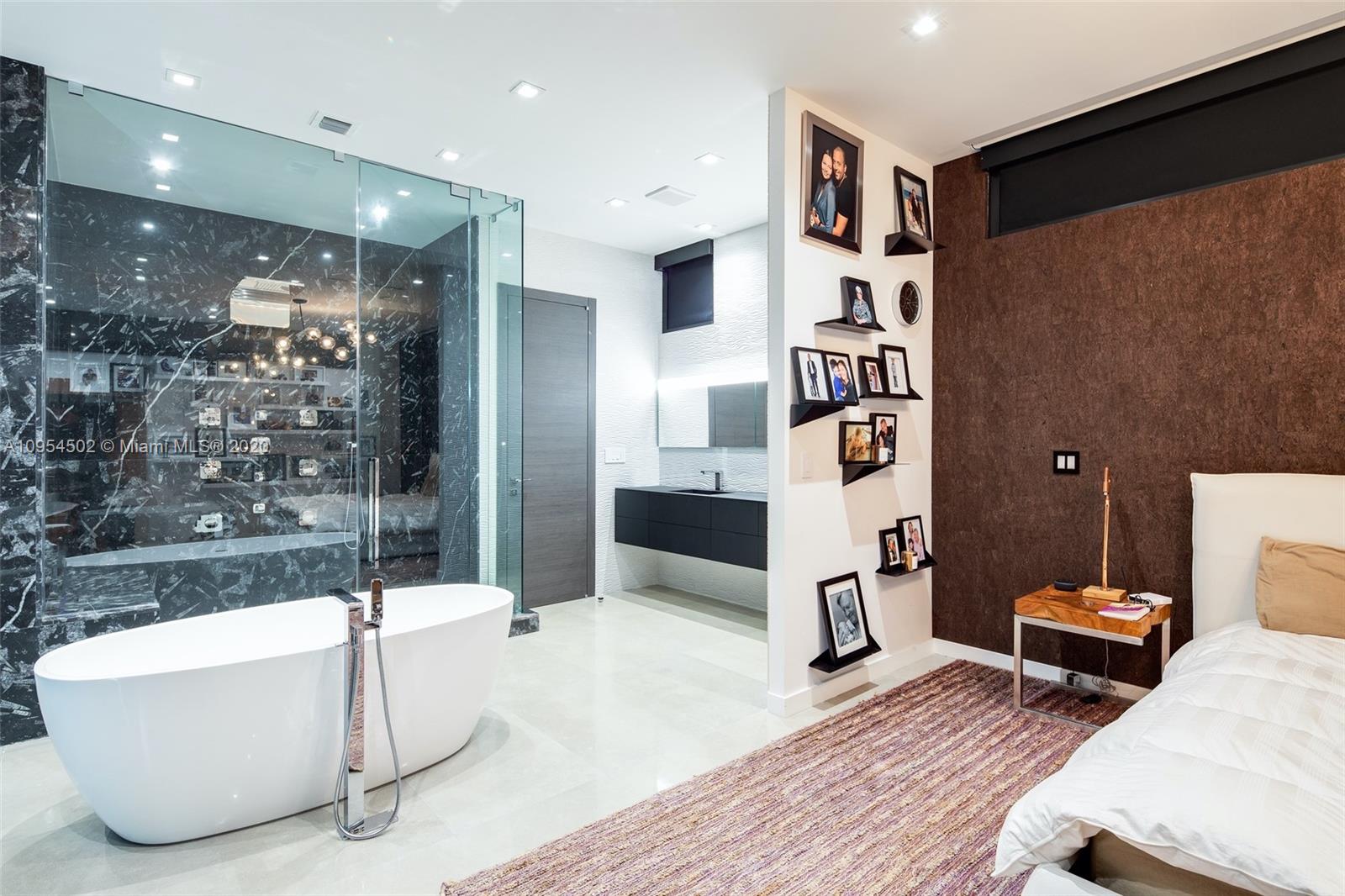 EASTERN SHORES 1ST ADDN - Residential