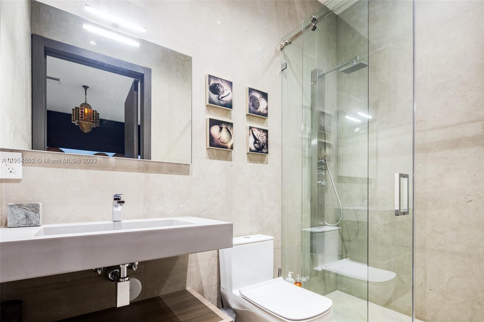 EASTERN SHORES 1ST ADDN - Residential