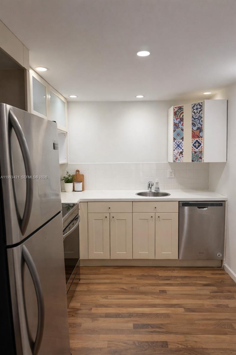 OLYMPUS CONDO PHASE - Residential