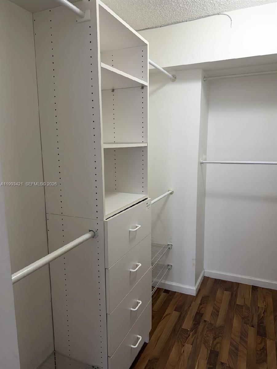 OLYMPUS CONDO PHASE - Residential