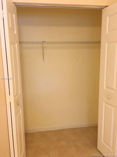 Springtree Lakes 79-12 B - Residential Lease