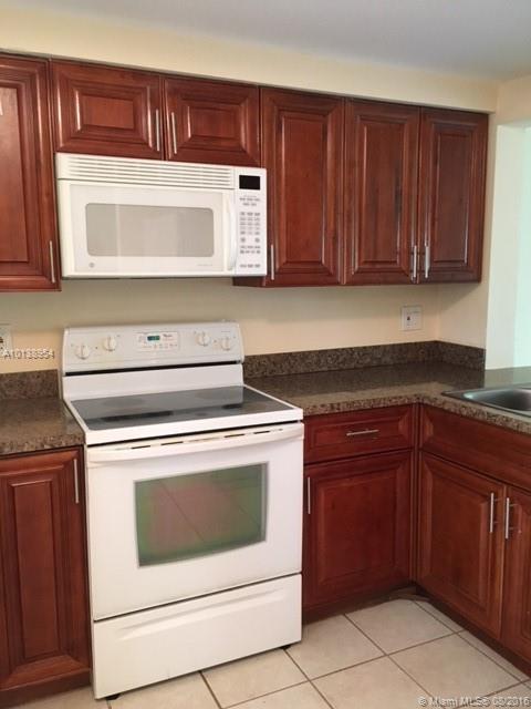 Springtree Lakes 79-12 B - Residential Lease