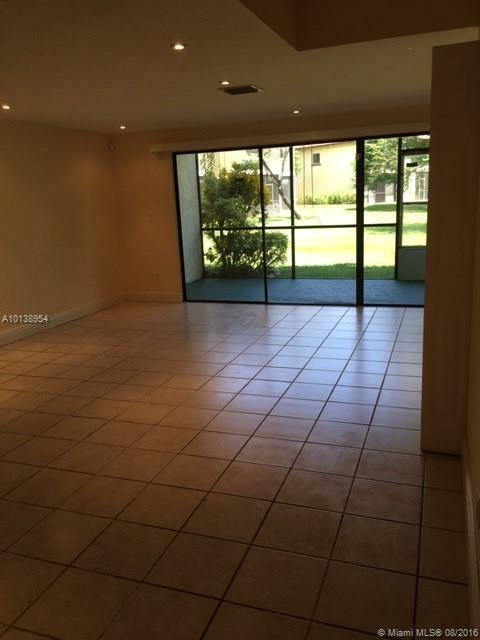 Springtree Lakes 79-12 B - Residential Lease