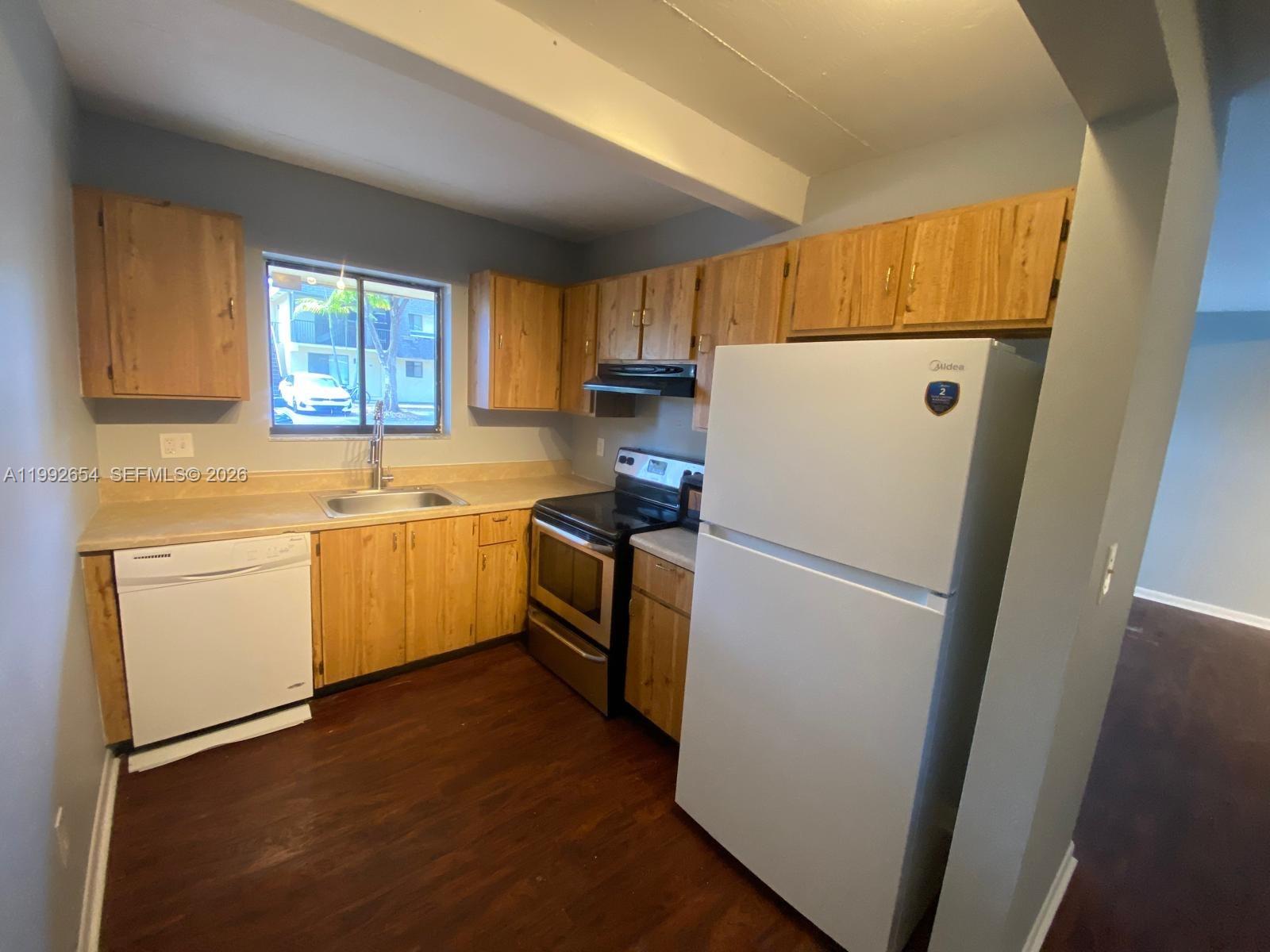 SOUTH FLAGLER CONDO - Residential Lease