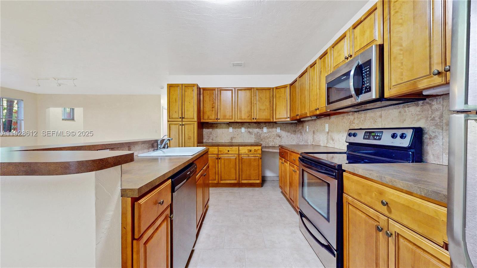 UNPLATTED - Residential Lease