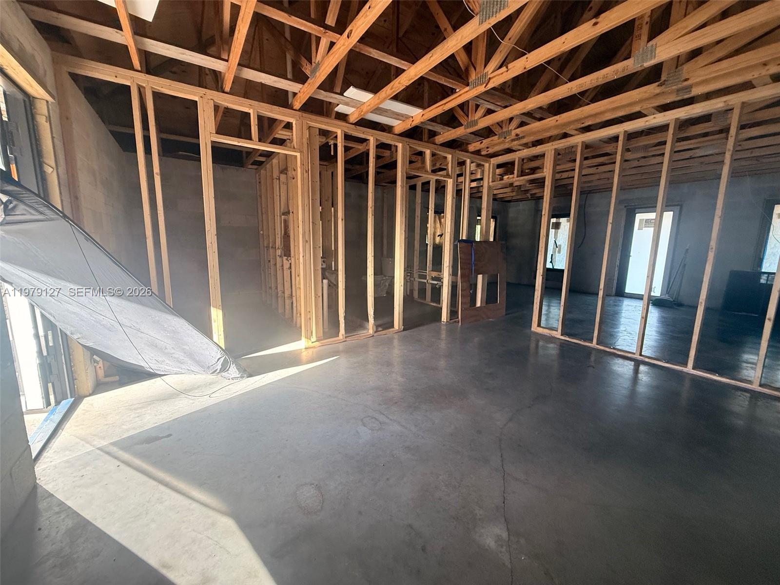 MONTURA RANCH - Residential